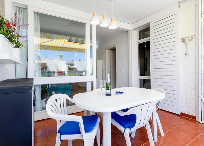 Frontera Primavera 535 شقة